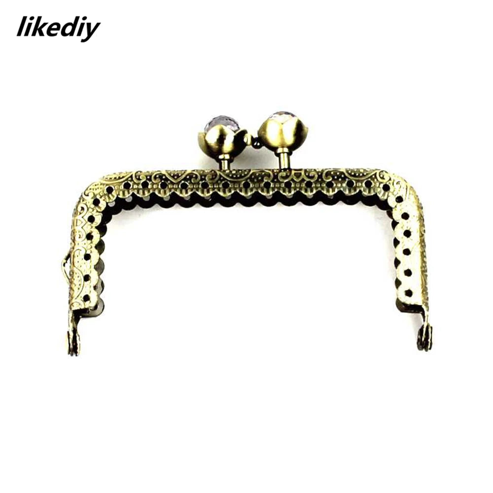 👛 Lot de 10 Fermoirs Carrés 8,5 cm