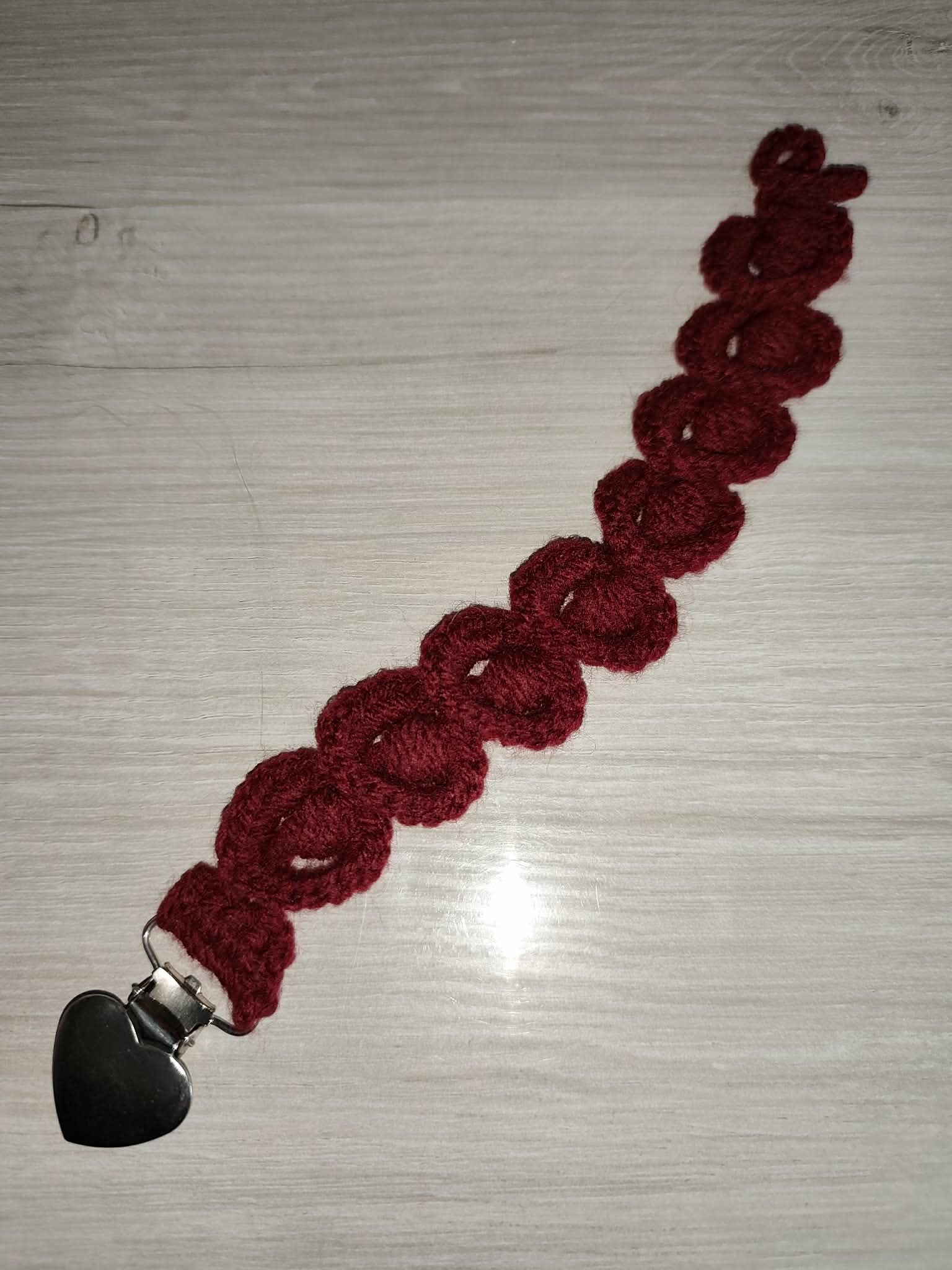 💗 Attache tétine forme sphère au crochet