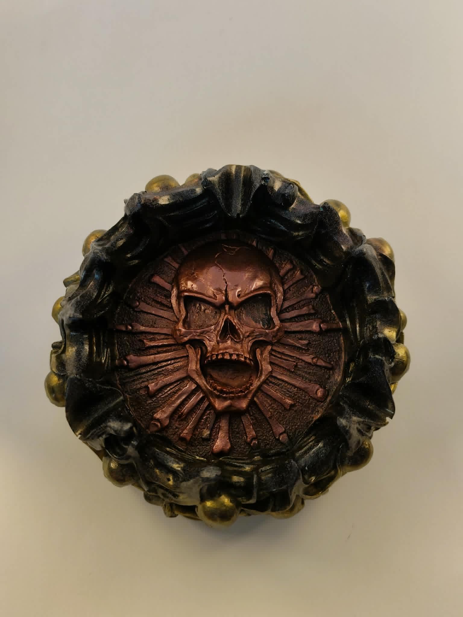 Cendrier tête de mort