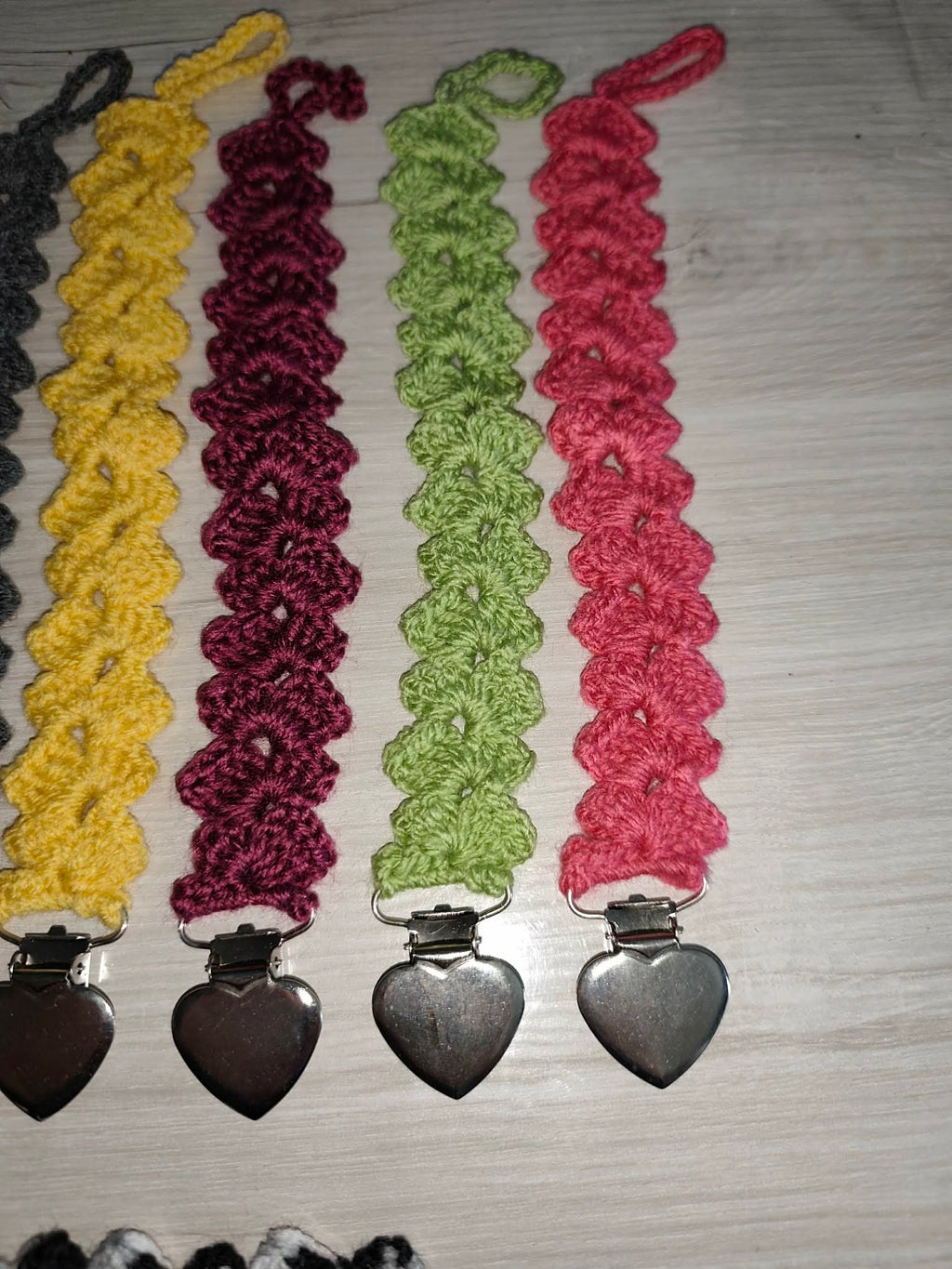 💗 Attache tétine éventail au crochet