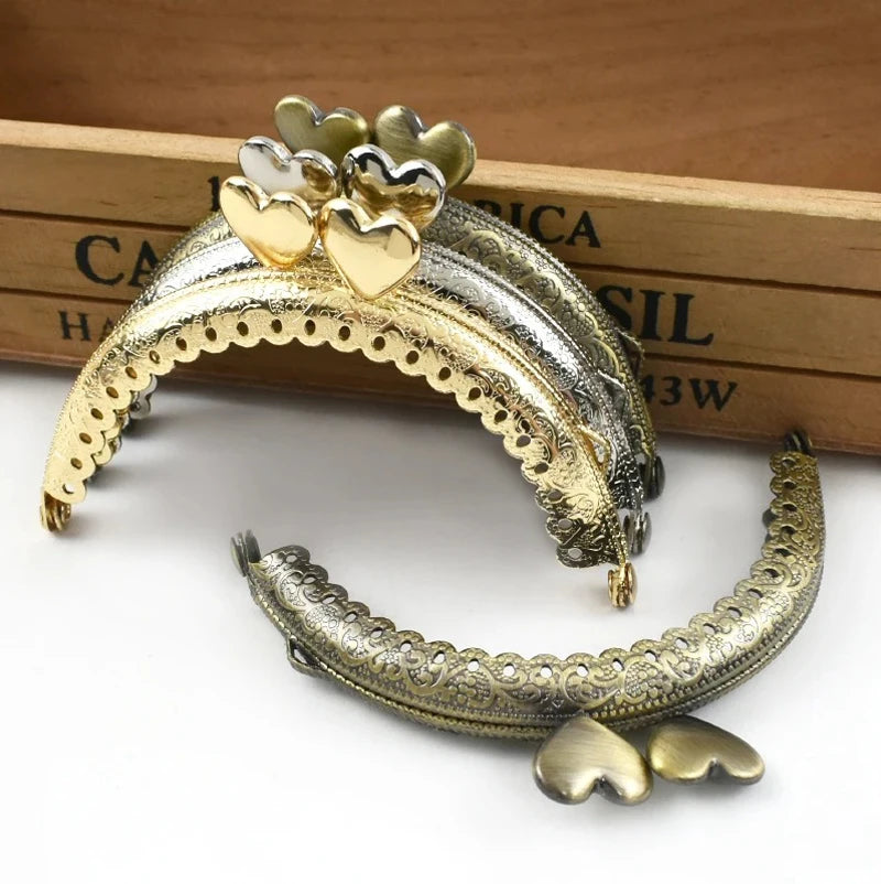 👛 Fermoir Métal Embossé 8,5 cm