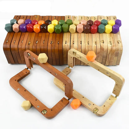 🌰 Fermoir en Bois avec Perles – 20 cm