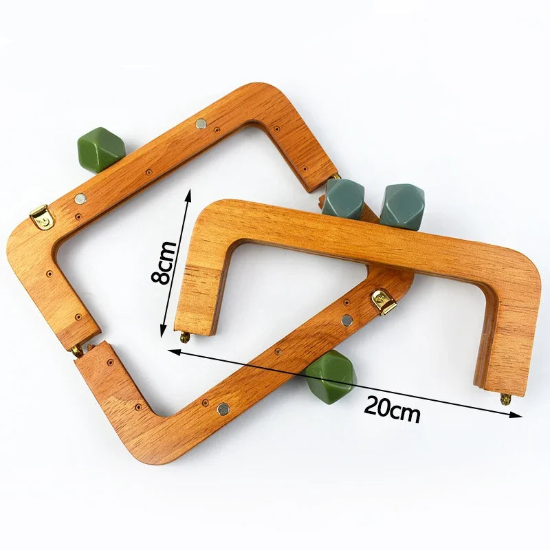 🌰 Fermoir en Bois avec Perles – 20 cm