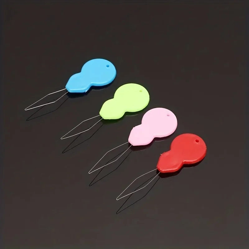 🧵 Lot de 10 Passe-Fils en Plastique