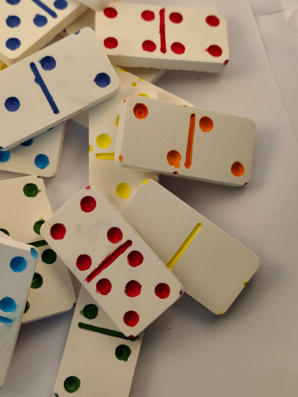 Domino arc en ciel