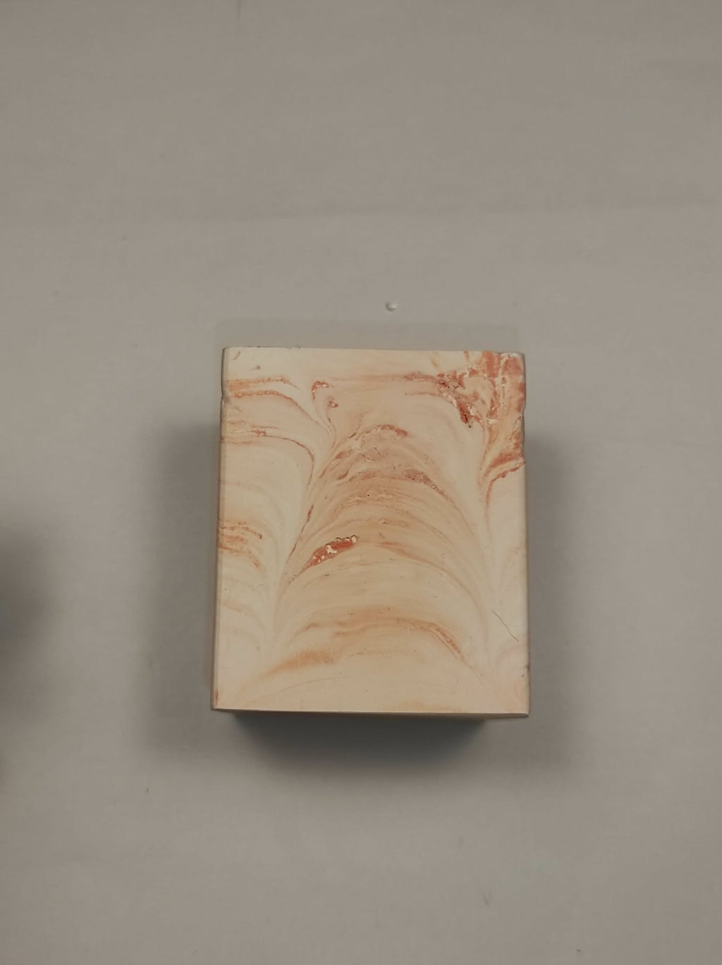 pot jesmonite carré orange
