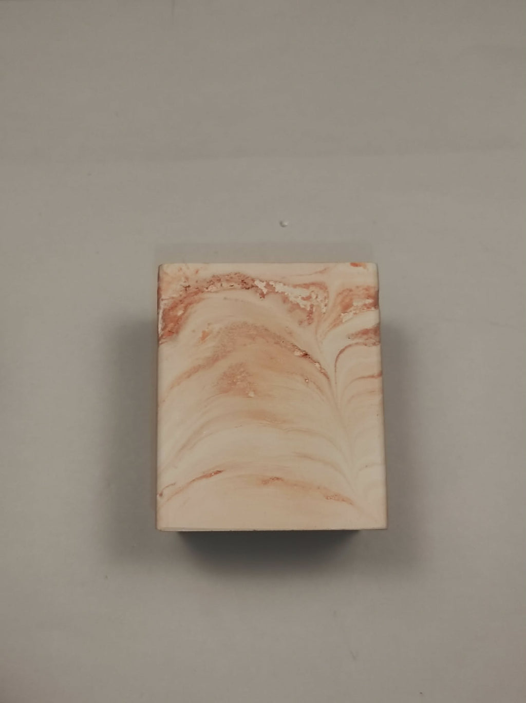 pot jesmonite carré orange