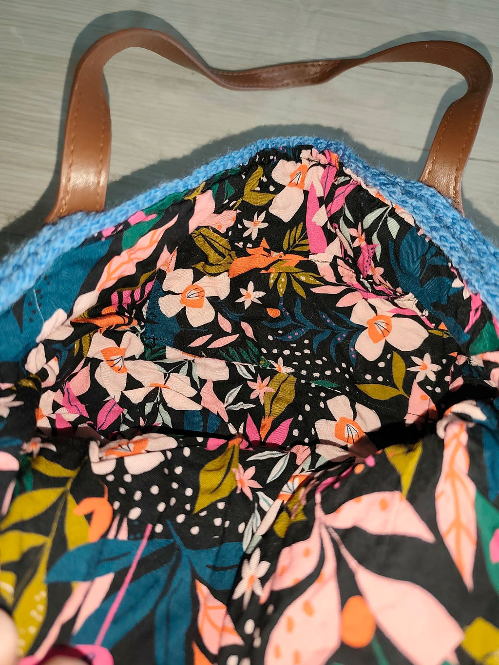 👜 Sac à main au crochet motif feuilles