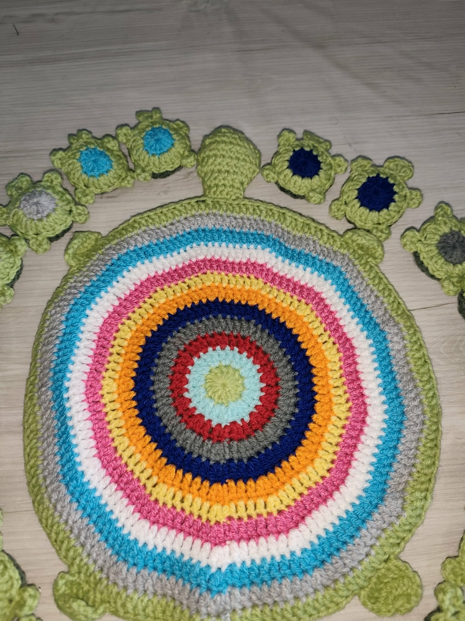 Tortue memory au crochet