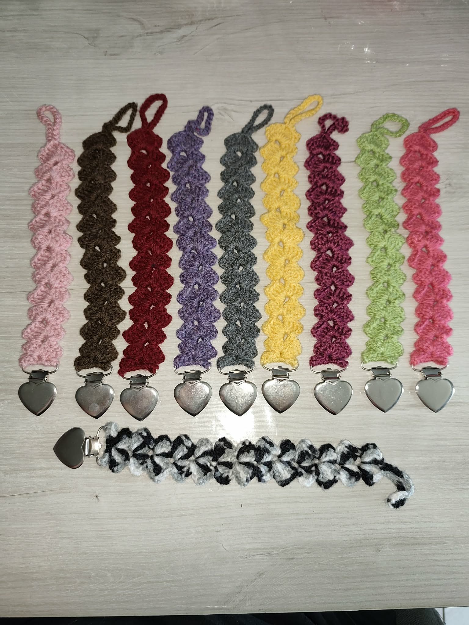 💗 Attache tétine éventail au crochet