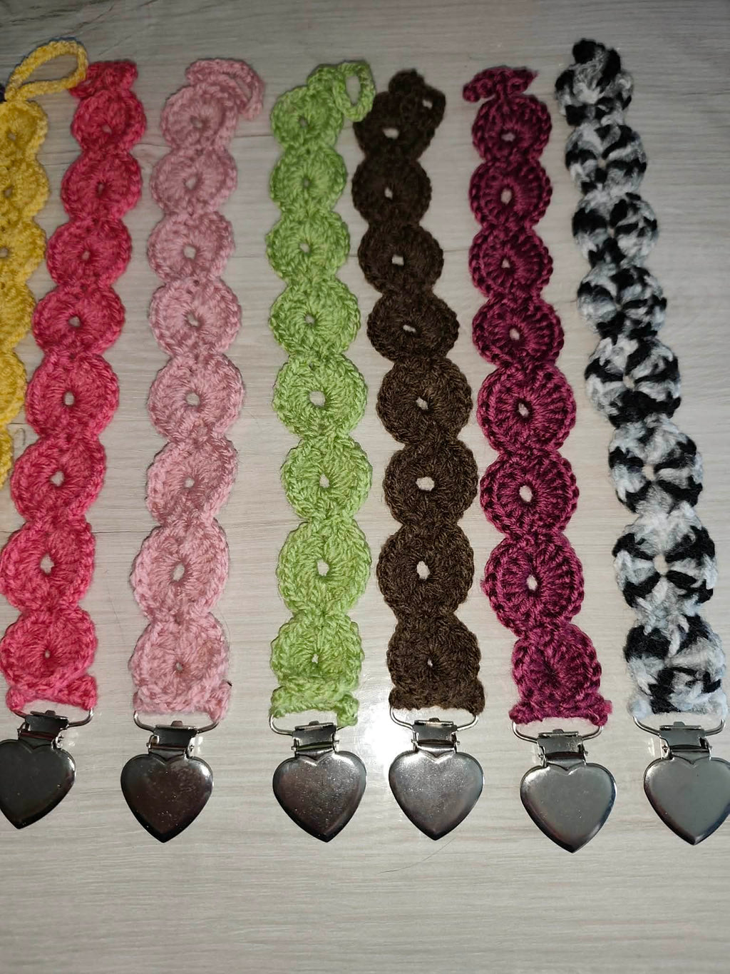 💗 Attache tétine forme rond au crochet