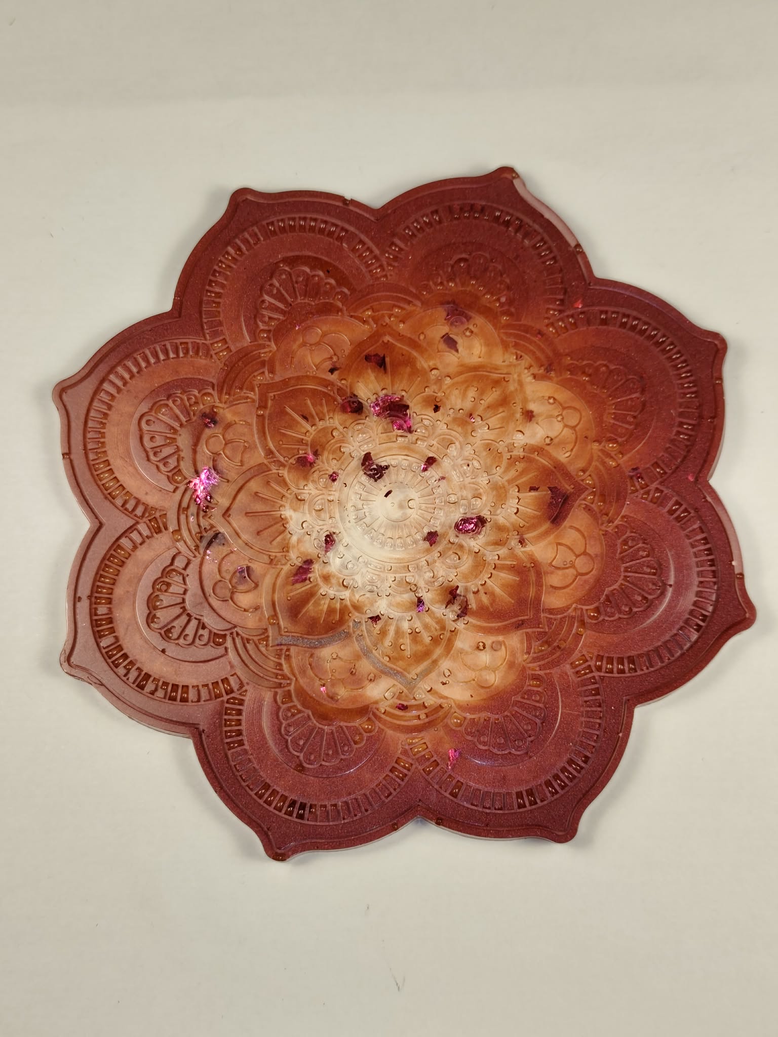 dessous de tasses bordeaux mauve