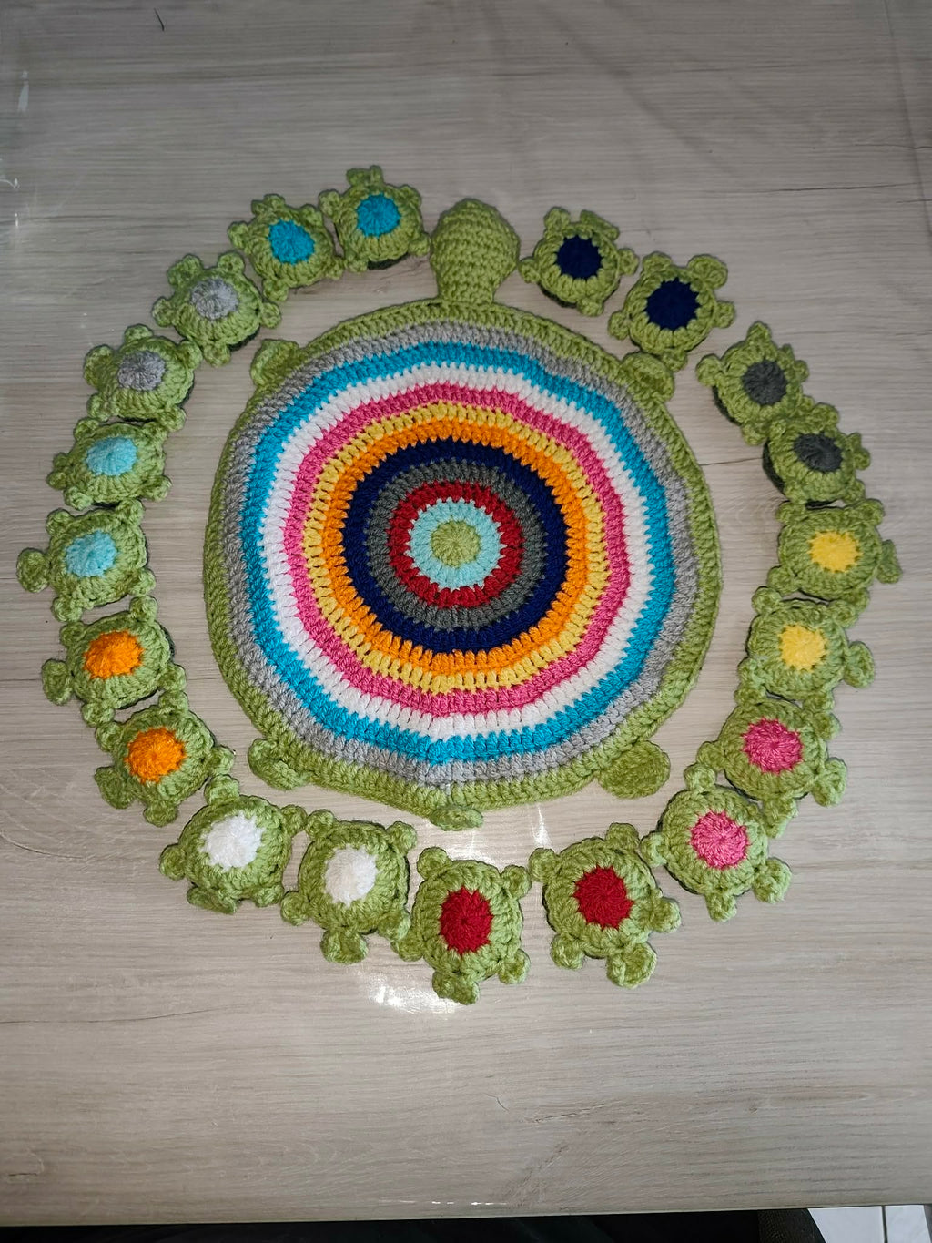 Tortue memory au crochet