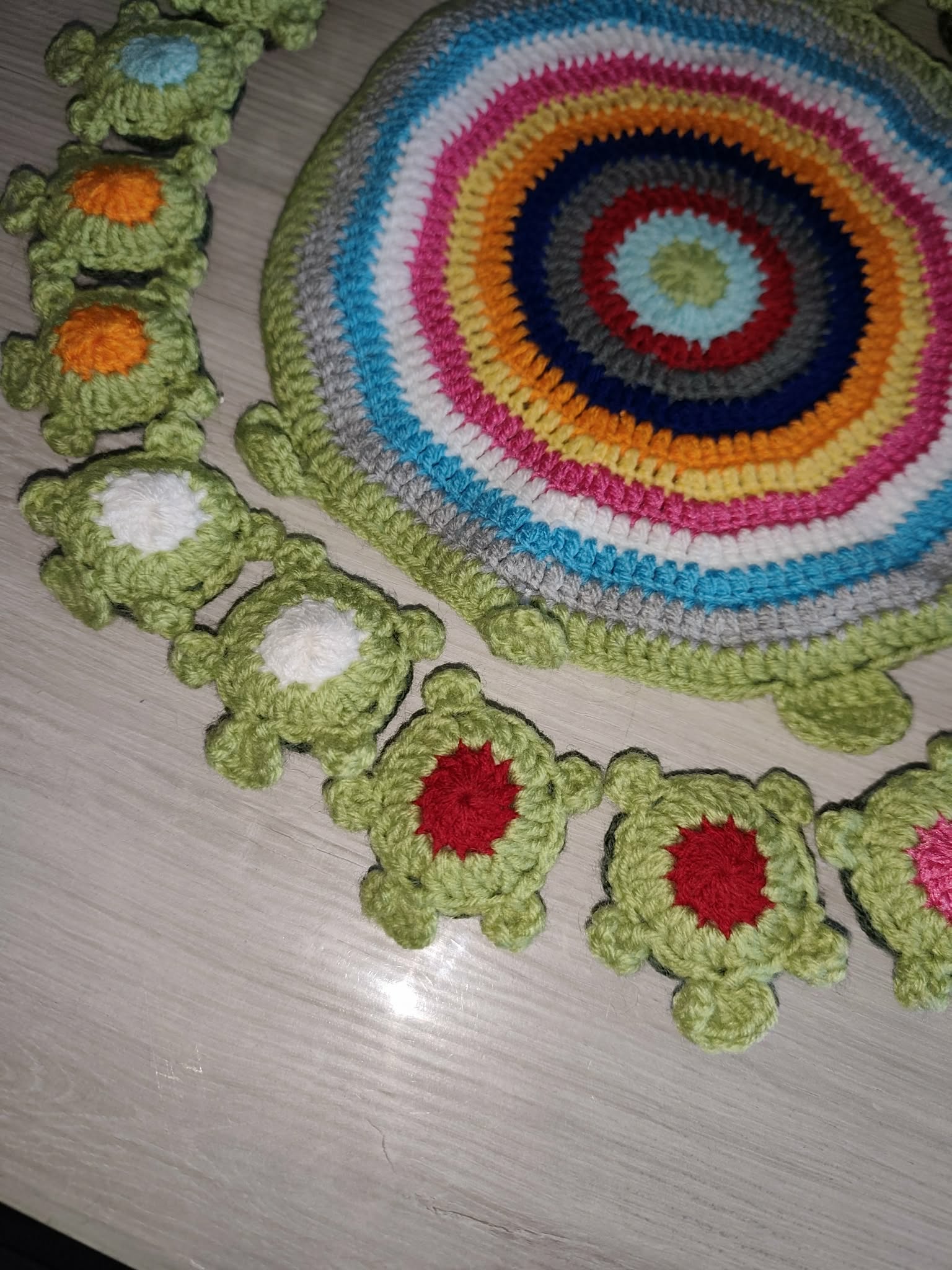 Tortue memory au crochet