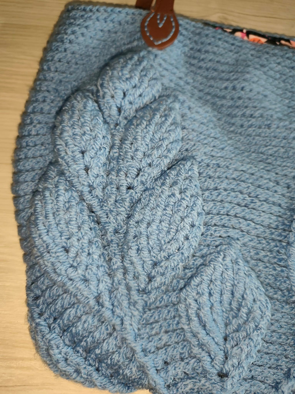 👜 Sac à main au crochet motif feuilles