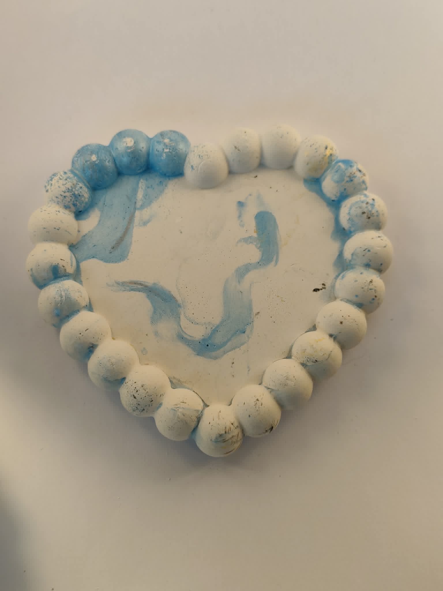 Vide poche en jesmonite cœur bleu