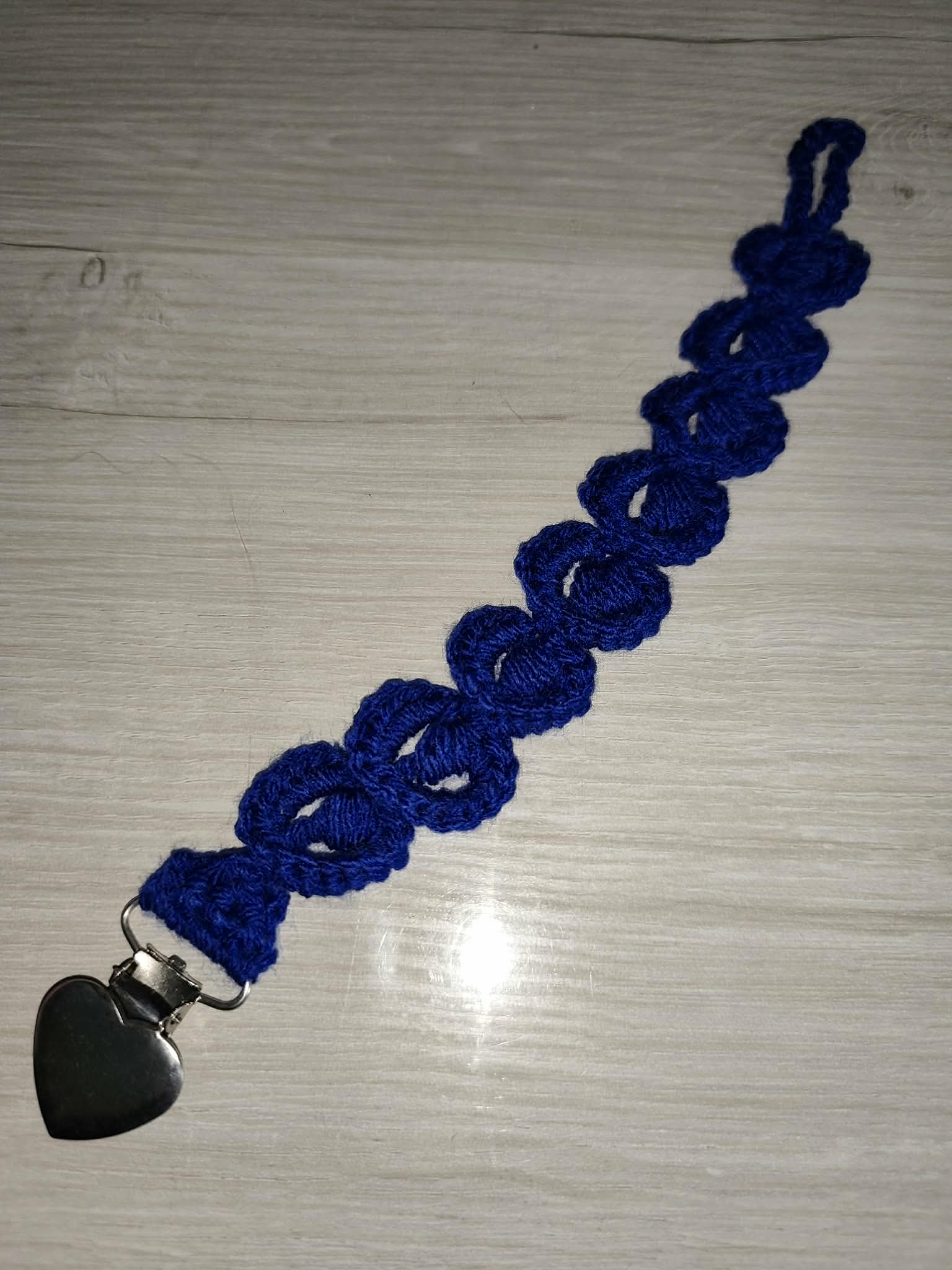 💗 Attache tétine forme sphère au crochet