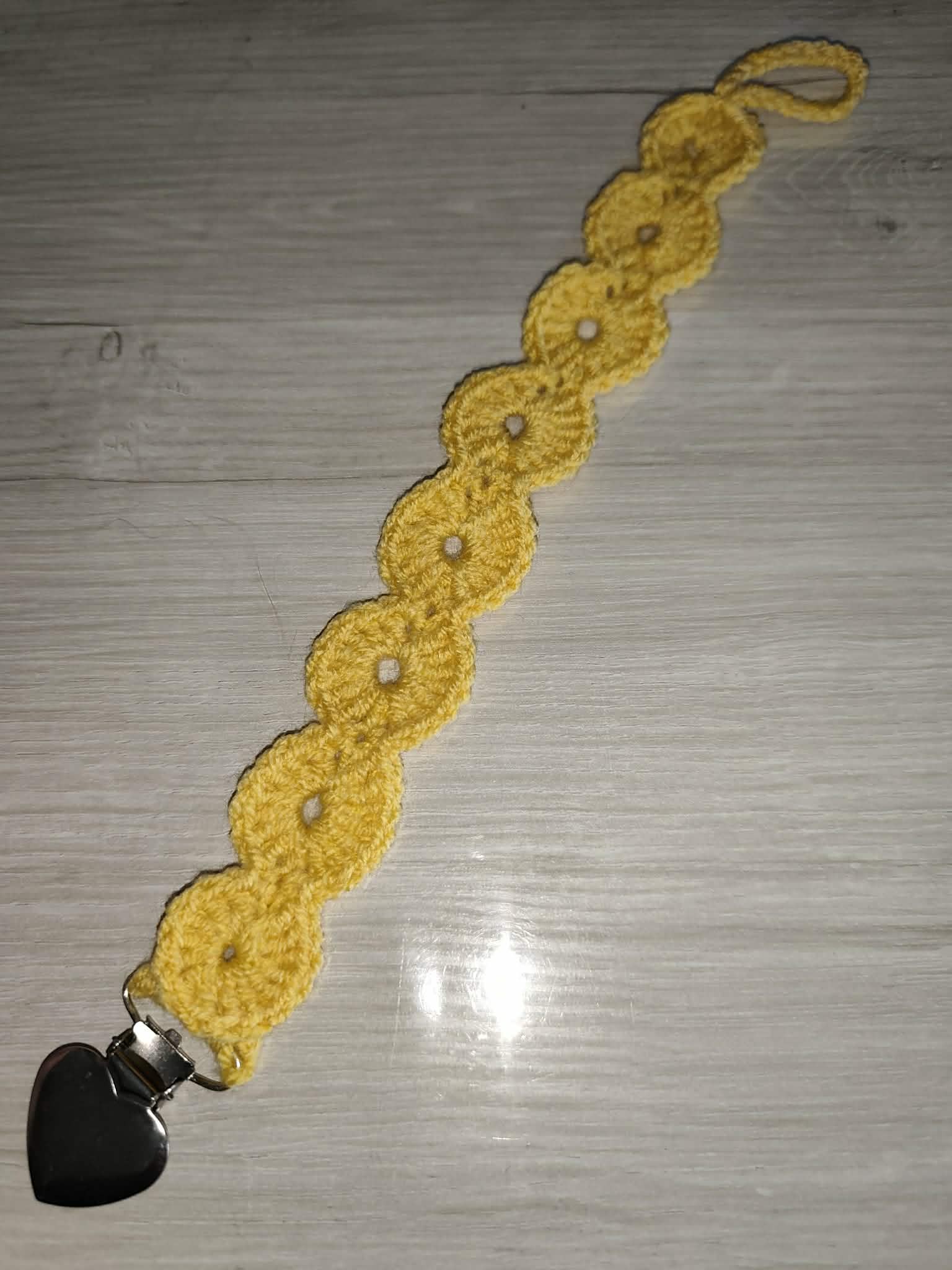 💗 Attache tétine forme rond au crochet